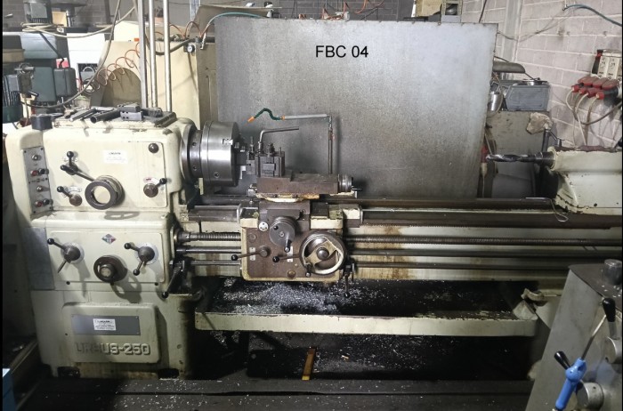 Tornio Ursus usato  - Plastin Gold